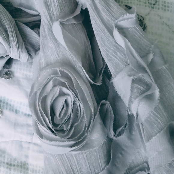 Triangle scarf - Picture 3 of 5